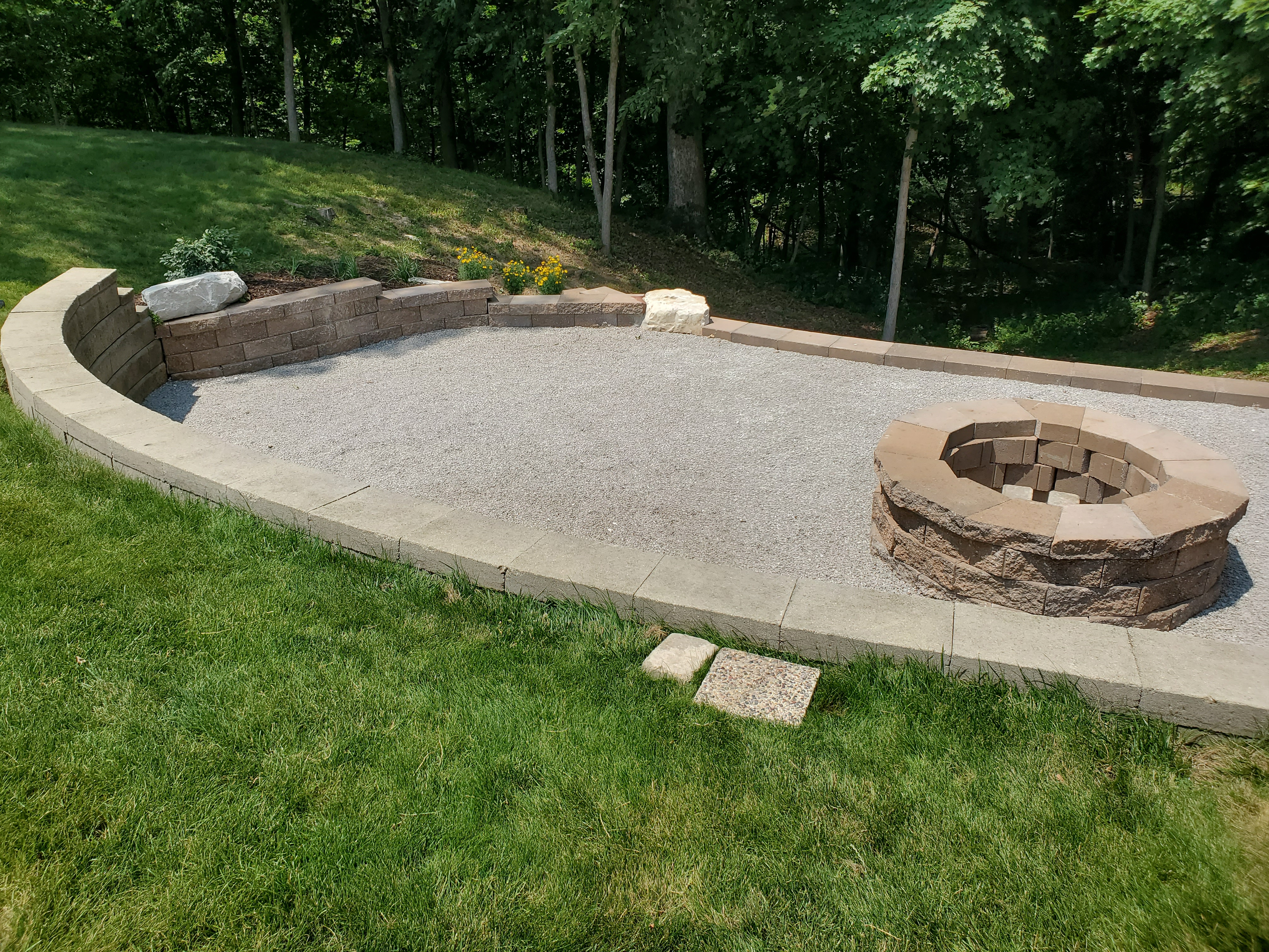 Fire Pit & Outdoor Living